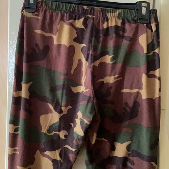 Camouflage bell bottom pants, Brown, Beige - Picture 5 of 6